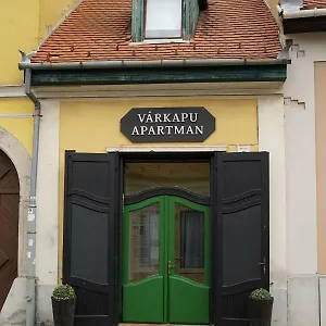 vrkapu-apartman.egerhotels.net/