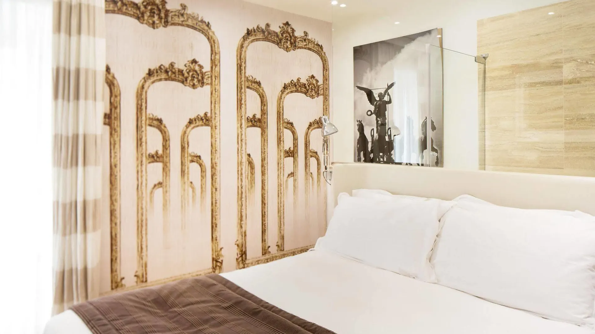 Via Del Corso Home Roma 3*, Rome Italy