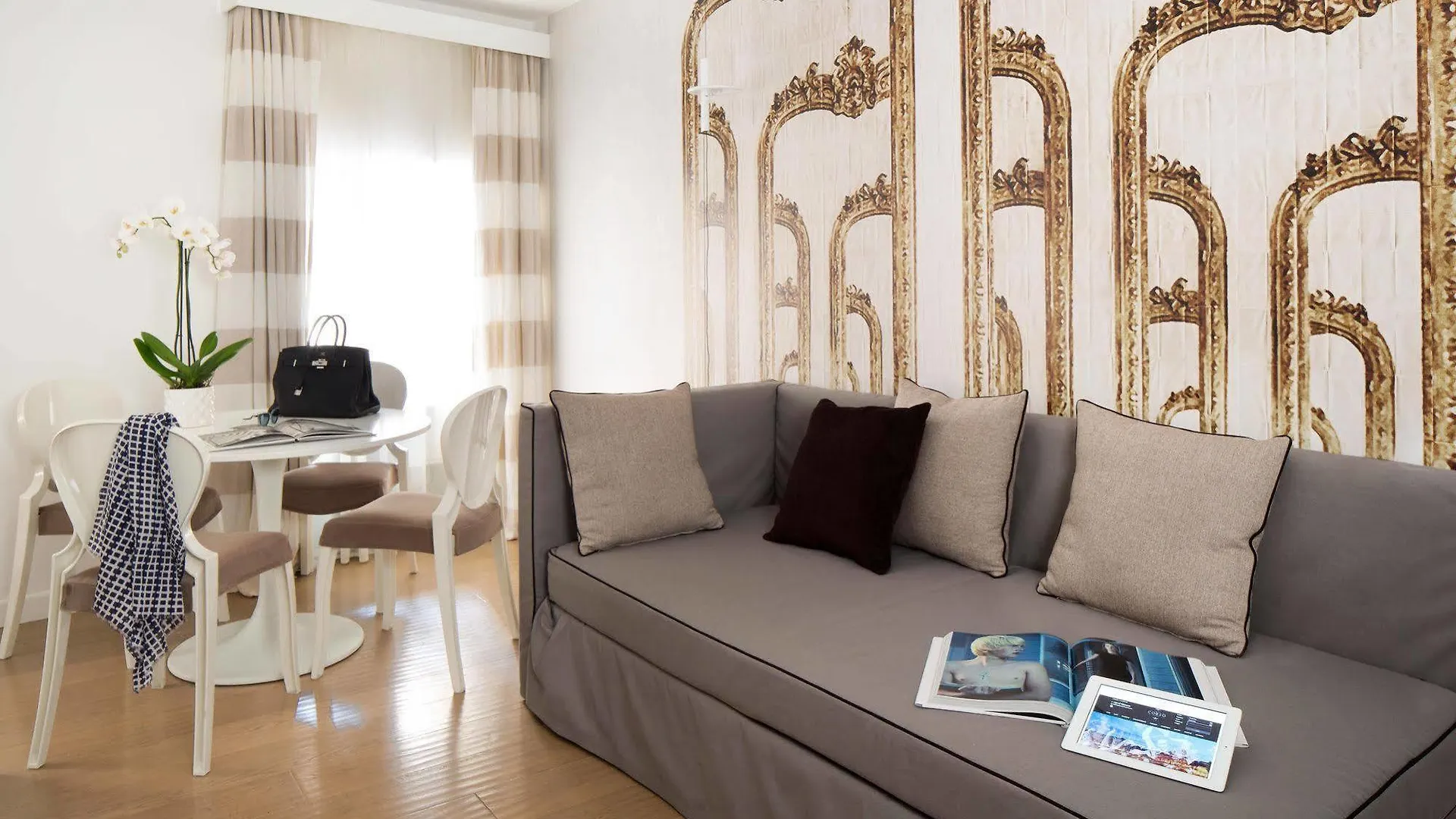 Via Del Corso Home Roma Rome